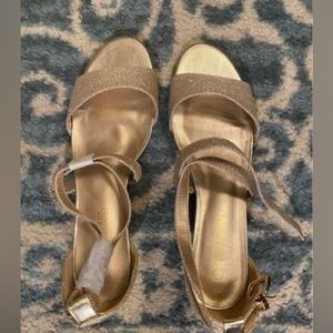 Size 11 gold strappy sandal with 1 inch heel